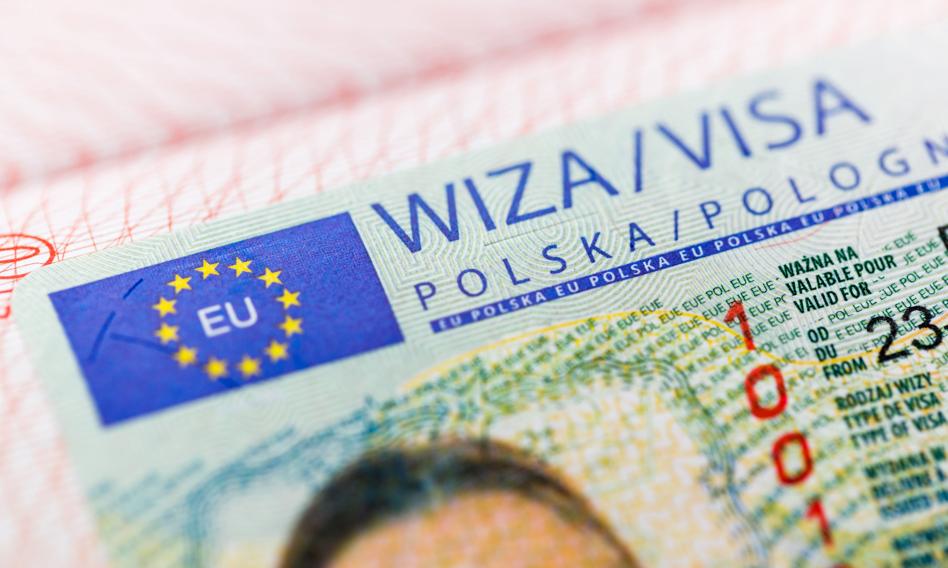 Częściej cudzoziemcy korzystają z podróbionych dokumentów w Polsce.