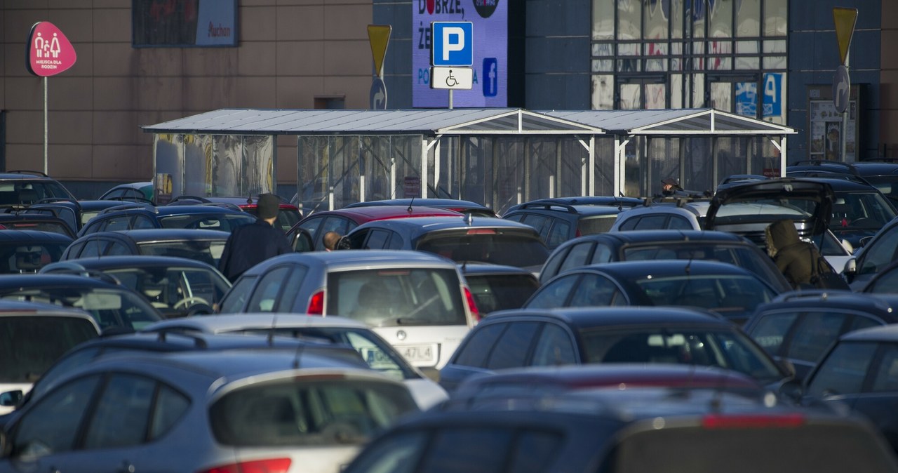 Ceny OC wzrosły już o 40 procent. Kolejne podwyżki na horyzoncie - kto ma szansę na niższą stawkę?