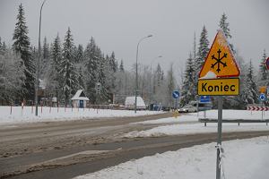 Chłód zimy nadal daje się we znaki. Odczuwalne temperatury zanurkują poniżej zera.