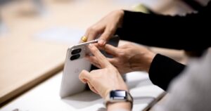 Które smartfony będą mogły zaktualizować się do Androida 15? Zobacz pełną listę