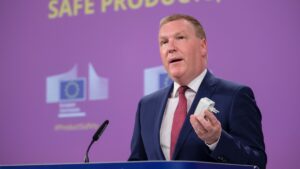 Unia Europejska bierze Temu i Shein na celownik. Komisarz UE: musimy działać