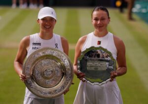 Rennae Stubbs ocenia formę Świątek po Wimbledonie: "Wyraźne zmęczenie"