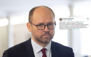 Kancelaria Prezydenta oskarża TVN24 o wypaczenie wypowiedzi ministra Przydacza