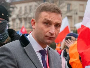 Prokuratura reaguje na słowa Bąkiewicza o „wyrywaniu chwastów”