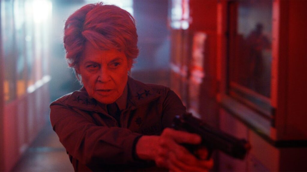 Stranger Things 5: Twórcy zdradzają, w jaką postać wcieli się Linda Hamilton. Zapowiada się mocny charakter