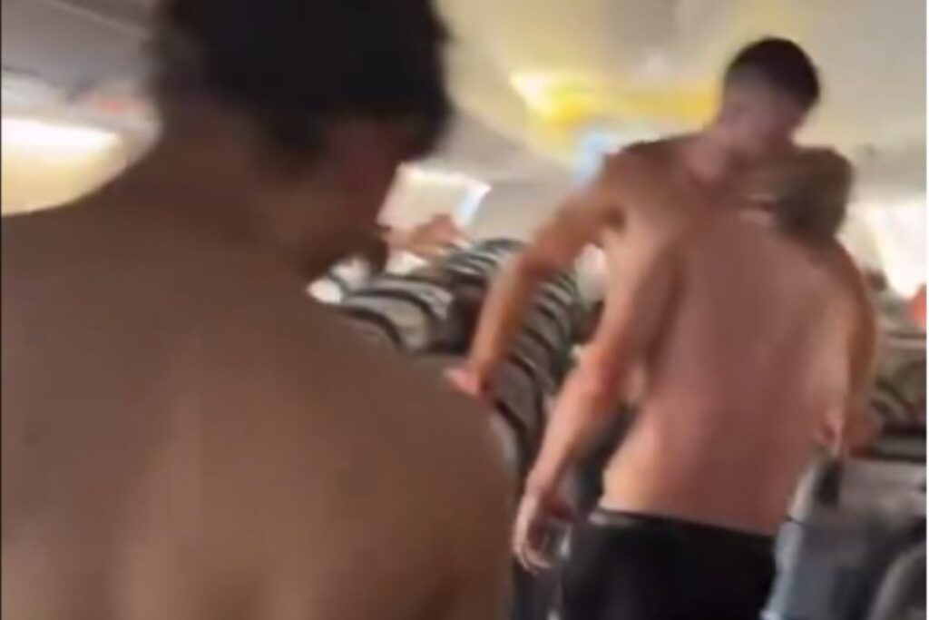 Samolot z piłkarzami uległ awarii – drużyna nie dotarła na mecz Ligi Mistrzów. Kuriozalne zdarzenia