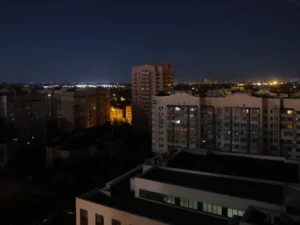 Rosja przeprowadza intensywny atak na Kijów – wielu mieszkańców pozostaje bez ogrzewania