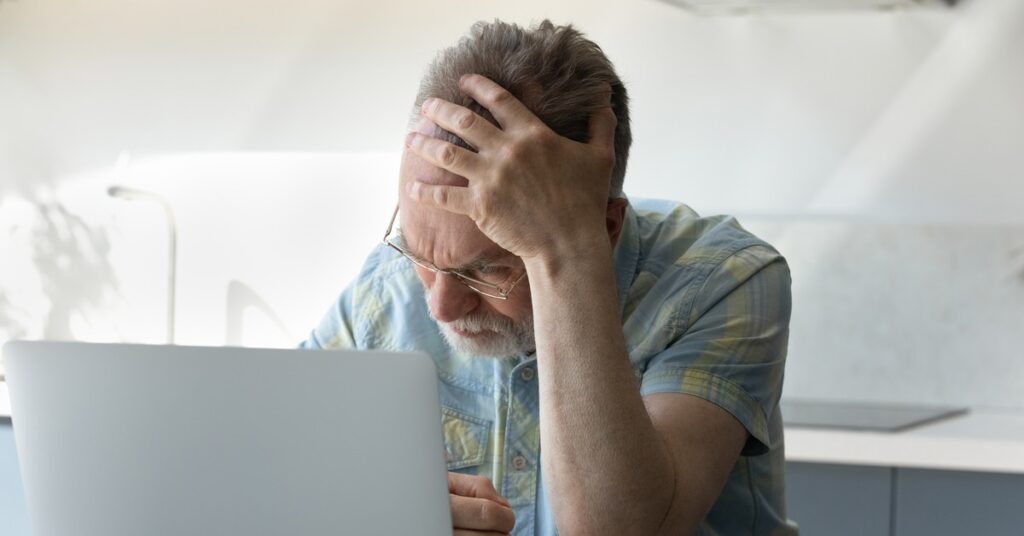 Po 42 latach pracy otrzymał zaskakująco niską emeryturę i zdecydował się pozwać ZUS