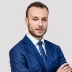 Oto kilka propozycji przeredagowanego tytułu:

1. Czas ruszyć z prognozami – godzina startu!
2. Rozpoczynamy sezon prognoz
3. Startujemy z maratonem prognoz
4. Pora zacząć wyścig prognoz
5. Prognozy na starcie – ruszamy!
6. Prognozowy maraton – czas start!
7. Nadchodzi czas intensywnych prognoz

W razie potrzeby mogę przygotować więcej propozycji lub zawęzić je do konkretnej tematyki!