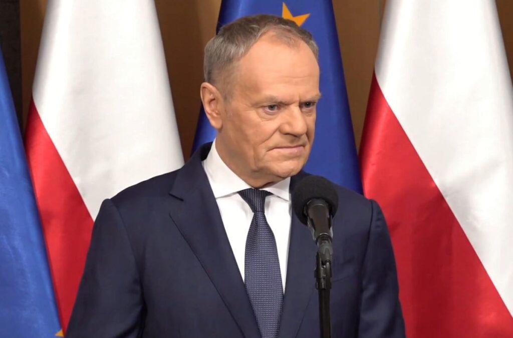 Ostra reakcja Tuska, a potem zmiana nastroju. Przełom w sprawie umów śmieciowych