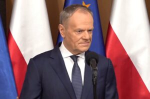 Ostra reakcja Tuska, a potem zmiana nastroju. Przełom w sprawie umów śmieciowych